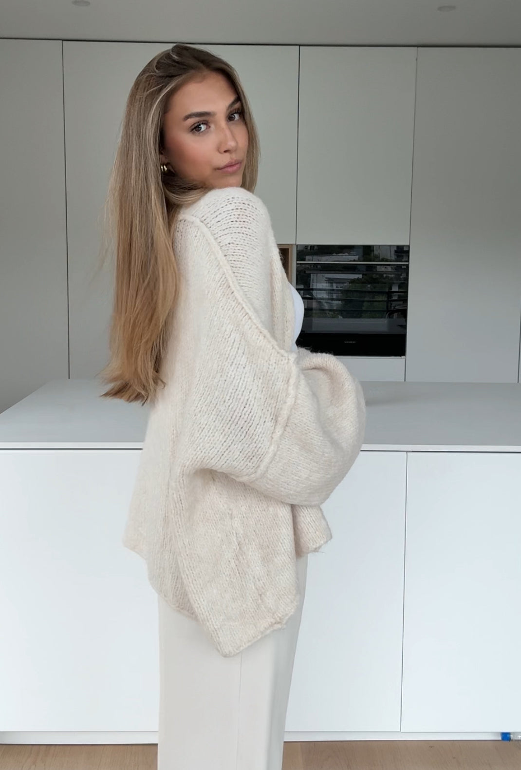 Emma™ | Chunky Vanilla Cardigan
